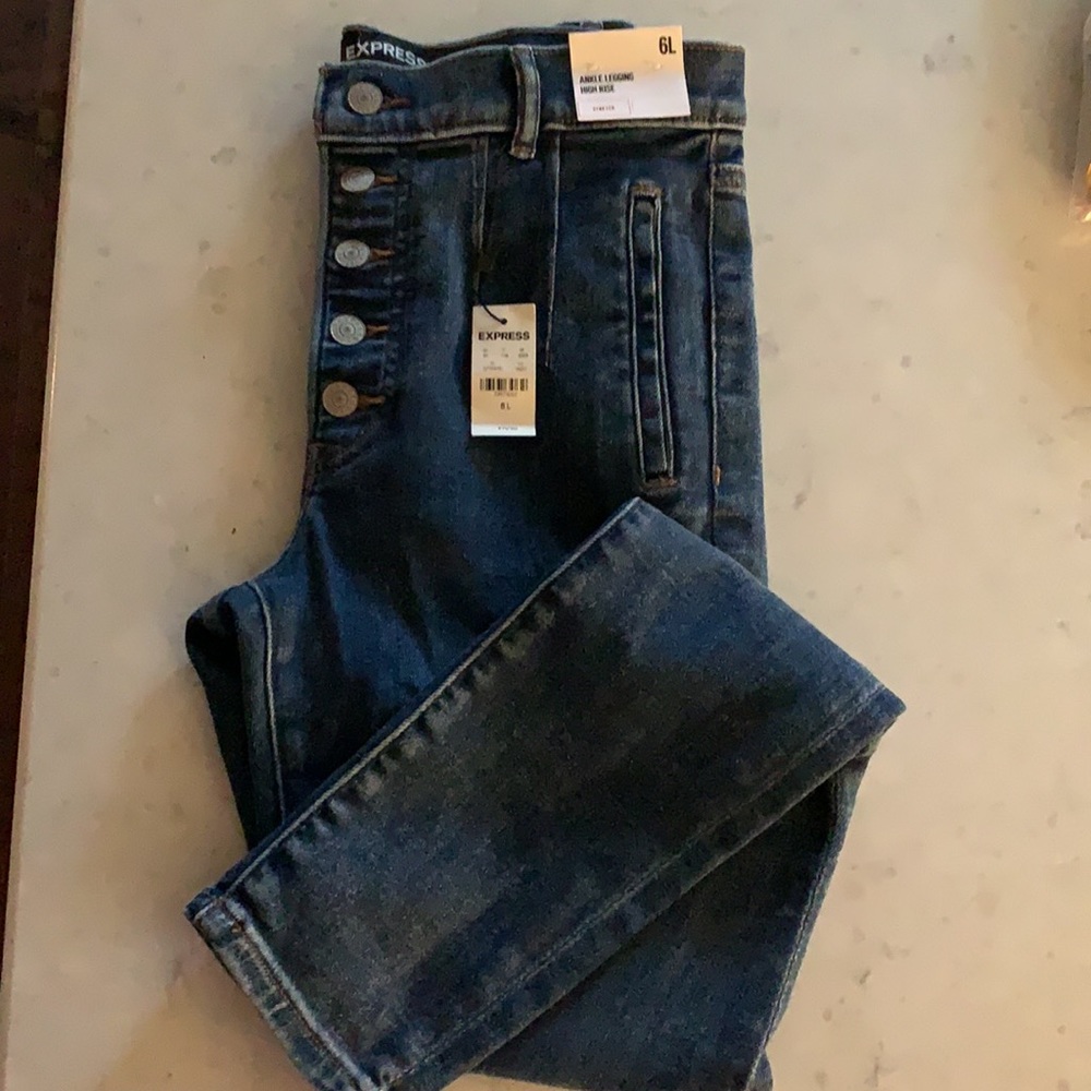 Express High Rise Button Fly Jean - Picture 5 of 5